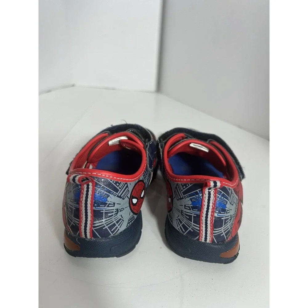 Marvel‎ Spider-Man Boys Sandals Size 1 Light-Up Spiderweb Great Condition
